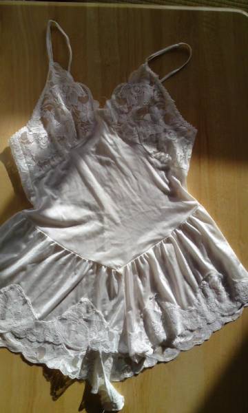 キャミソールとペチコート☆スリップ