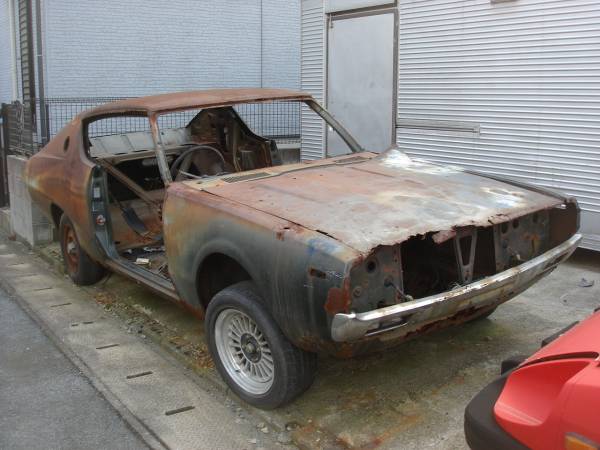 KGC110 どんがら 書類無し 事故補修用?! レース車両に