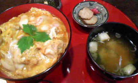秋田比内や