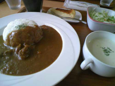 キーマカレーのお店で