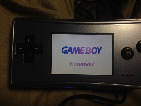 起動画面。なんとなく綺麗。でも写真じゃよくわかりませんね。