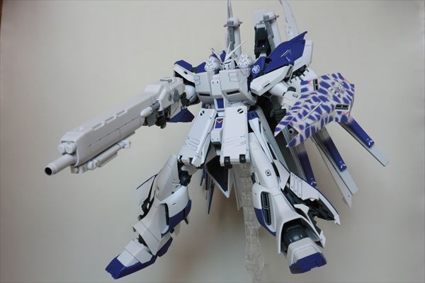 ガンプラ　MG Hi-νガンダム Ver.Ka + HWS拡張セット　mg