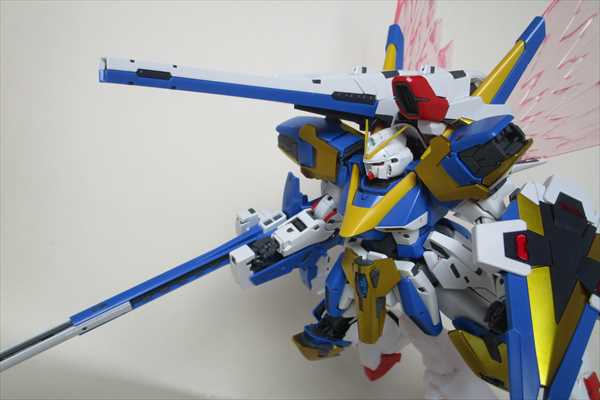 MG 1/100 V2ガンダム Ver．Ka用 拡張エフェクトユニット “光