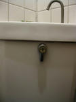 朝日湯　男性用浴場　トイレタンク