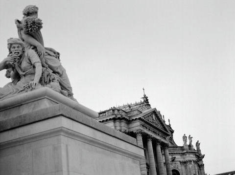 versailles-vu-par-karl-lagerfeld-5.jpg