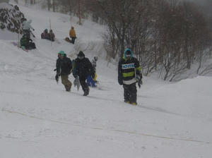 Feb21_riders_hikeup.jpg