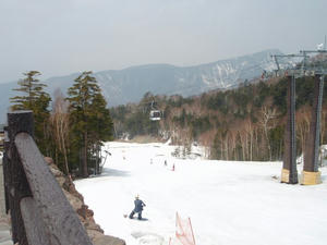 marunuma-may4-2010-hilltop.jpg