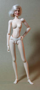 pose02