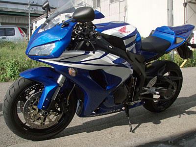 CBR 1000 RR 全塗装