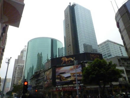 web-P1030854.JPG