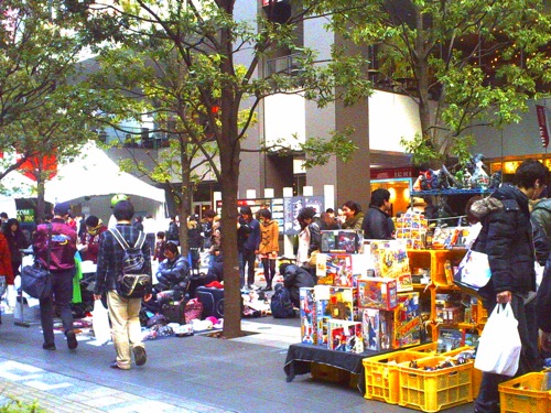 【デジタルハリネズミ２】フリーマーケットをやっていたので行った秋葉原 