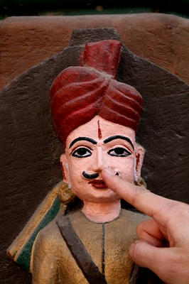 india02.jpg