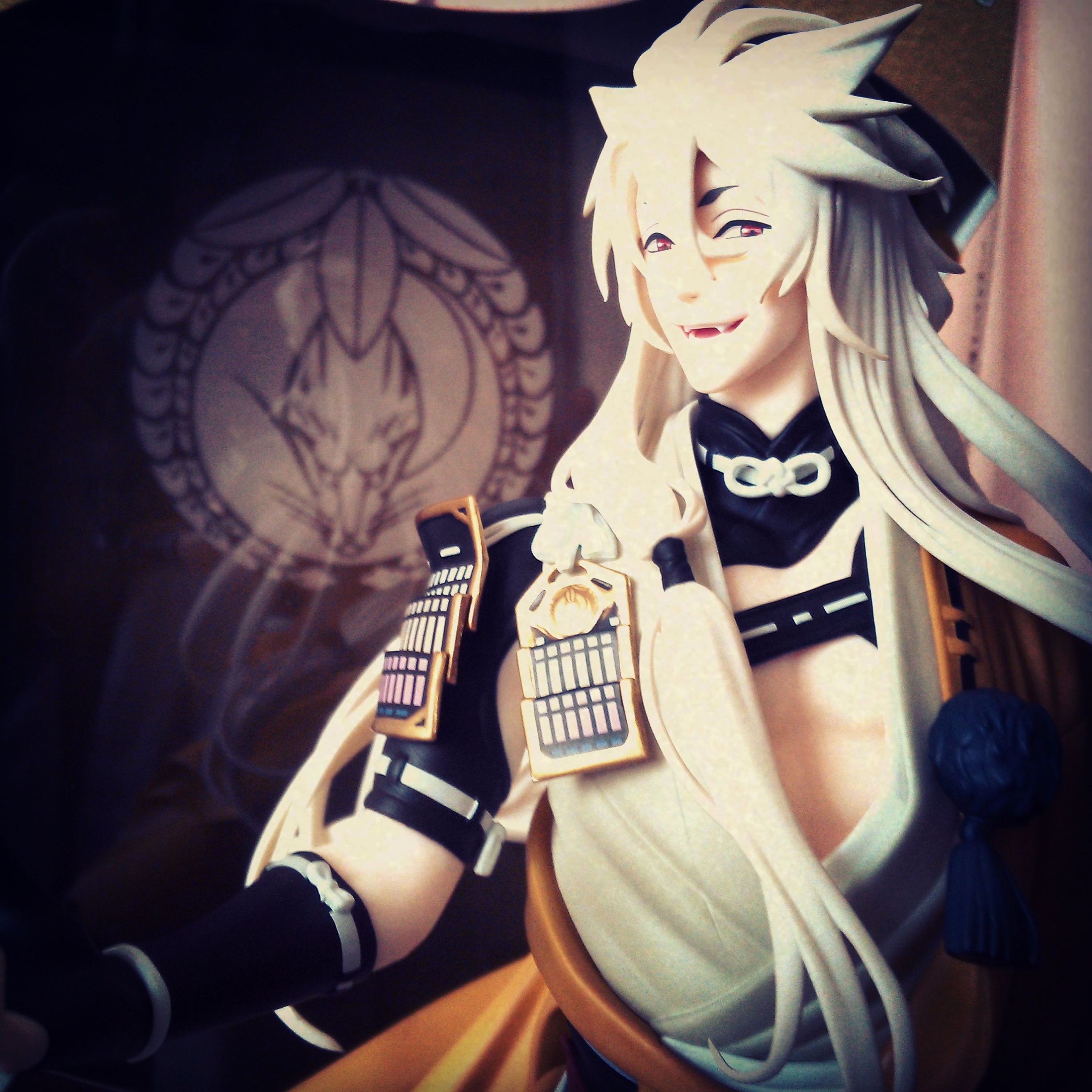 【未開封】刀剣乱舞/三日月宗近・小狐丸・鳴狐1/8 完成品フィギュア Amazon | 刀剣乱舞-ONLINE- 小狐丸 1/8スケール ABS&ATBC-PVC製