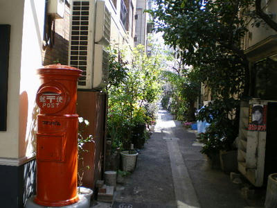 下町風情を残す月島で♪