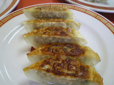亀戸餃子の餃子は癖になる旨さ♪
