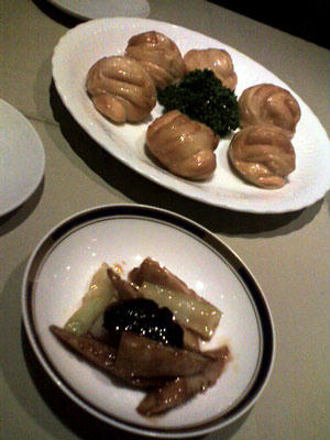 揚げてもらった花巻＆炒め物♪旨い！