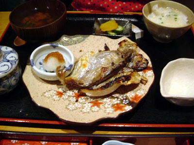 静かな和の空間　『和味りん』　日替わり定食　えぼだいの干物♪