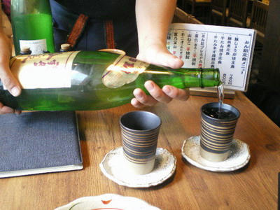 九段のとん助で一杯♪
