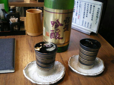 九段のとん助で一杯♪