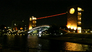 2012102703.jpg