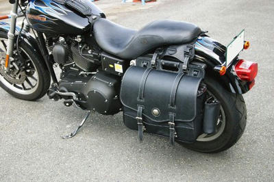 デグナー(DEGNER) ナイロンサドルバッグボトルホルダー付 PVC(合成皮革)・ナイロン 37.5x45x18cm ブラック NB-10