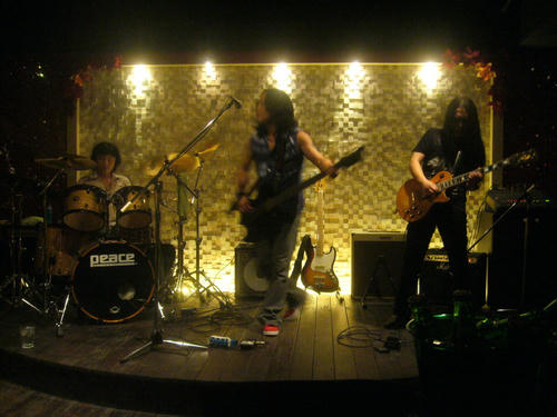 3022255e.jpg
