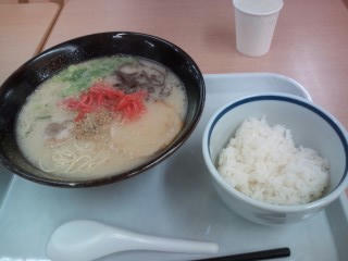 博多ラーメン小花村