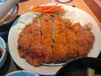 やよい軒 ロースとんかつ定食