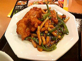 やよい軒 青椒肉絲定食 (チンジャオロース)