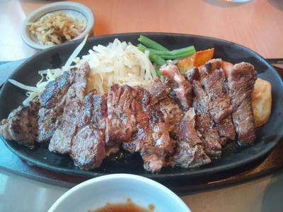 やよい軒　ビーフステーキ定食
