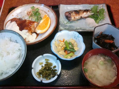 福岡　定食屋　黒田屋