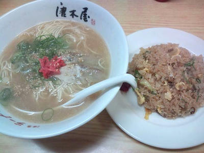 博多ラーメン 唐木屋 堤店