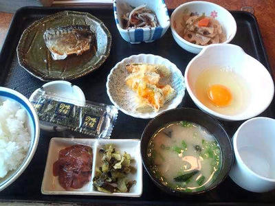 福岡　25時間営業の黒田屋　定食　朝食