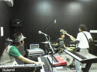 studio001.jpg