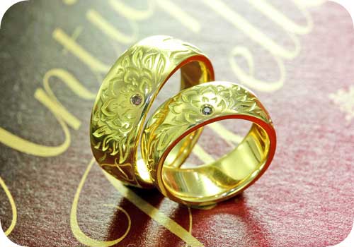 大輪の花　マリッジリング！