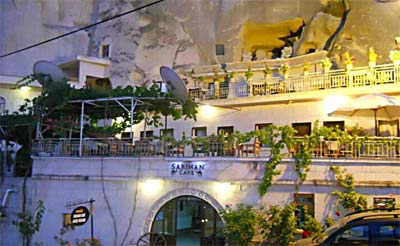 sarihan cave hotel