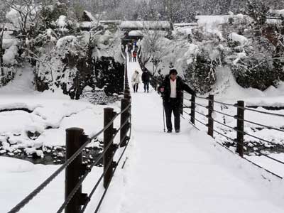 わたるときも雪に注意を