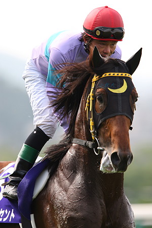 ナムラクレセント