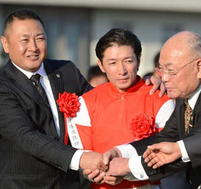 須貝尚介師100勝達成