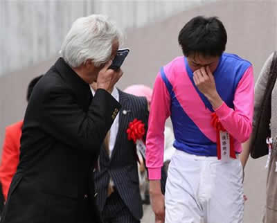 武 幸四郎騎手 男泣き
