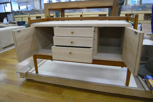 cabinet10.JPG