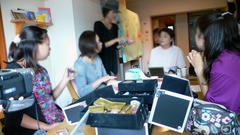 101006flowersroom.jpg