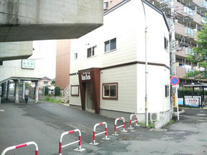 今羽駅前 lea lea