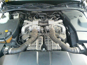 センチュリーV12気筒エンジン