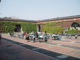 画像ファイル "http://blog.cnobi.jp/v1/blog/user/53fcee40803de136cae09155c36f843b/1239164770" は壊れているため、表示できませんでした。
