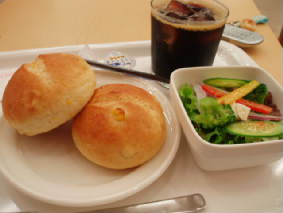 画像ファイル "http://blog.cnobi.jp/v1/blog/user/53fcee40803de136cae09155c36f843b/1250256167" は壊れているため、表示できませんでした。