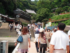 画像ファイル "http://blog.cnobi.jp/v1/blog/user/53fcee40803de136cae09155c36f843b/1250256257" は壊れているため、表示できませんでした。