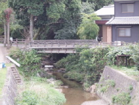 画像ファイル "http://blog.cnobi.jp/v1/blog/user/53fcee40803de136cae09155c36f843b/1250257579" は壊れているため、表示できませんでした。
