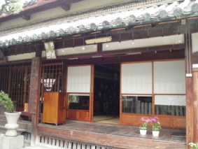 画像ファイル "http://blog.cnobi.jp/v1/blog/user/53fcee40803de136cae09155c36f843b/1250259733" は壊れているため、表示できませんでした。