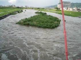 画像ファイル "http://blog.cnobi.jp/v1/blog/user/53fcee40803de136cae09155c36f843b/1250260203" は壊れているため、表示できませんでした。
